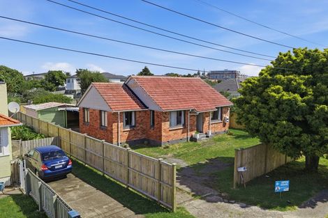 Photo of property in 24 Parkinson Avenue, Wesley, Auckland, 1041
