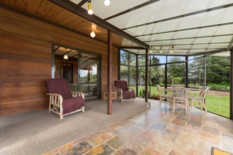 Photo of property in 137 Kayelene Place, Omokoroa, 3114