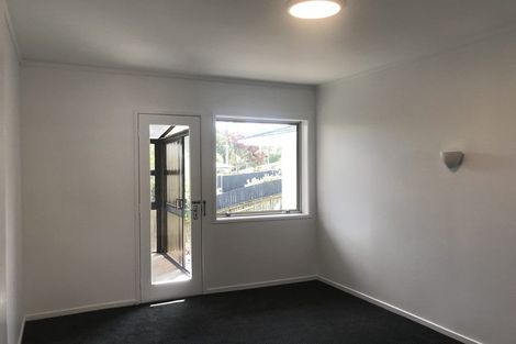 Photo of property in 2/86 Archers Road, Glenfield, Auckland, 0629