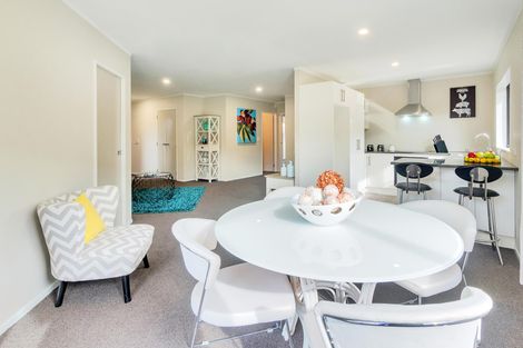 Photo of property in 67a Arimu Road, Papakura, 2110