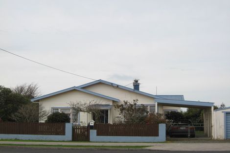 Photo of property in 88 Browne Street, Waitara, 4320