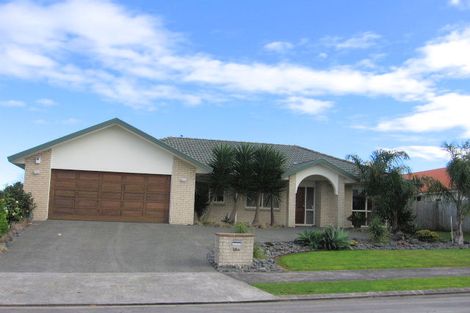 Photo of property in 1/19 Emyvalie Place, Dannemora, Auckland, 2016