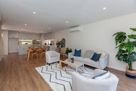 Photo of property in 77 Amohia Street, Paraparaumu, 5032