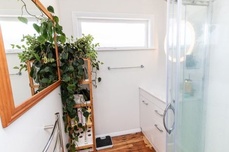 Photo of property in 43 Norfolk Street, Wainuiomata, Lower Hutt, 5014