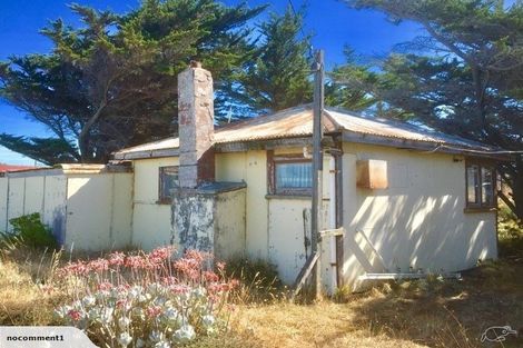 Photo of property in 1 Coates Road, Birdlings Flat, Little River, 7591