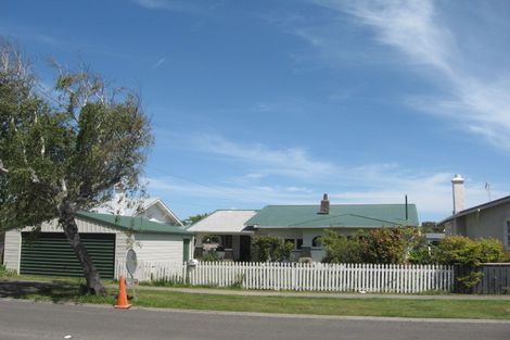 Photo of property in 41 Grey Street, College Estate, Whanganui, 4500