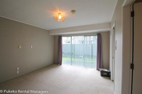 Photo of property in 2/28 Carnoustie Drive, Wattle Downs, Auckland, 2103