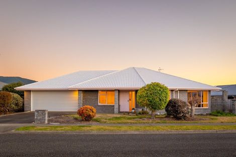 Photo of property in 7 Bremner Crescent, Stoke, Nelson, 7011