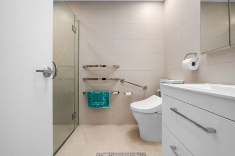 Photo of property in 62 Grosvenor Gardens, Flagstaff, Hamilton, 3210