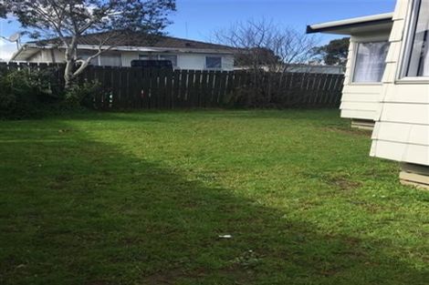 Photo of property in 2/119 Flat Bush Road, Clover Park, Auckland, 2023