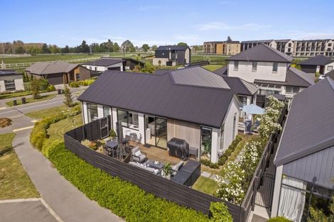 Photo of property in 52 Manakura Street, Russley, Christchurch, 8042