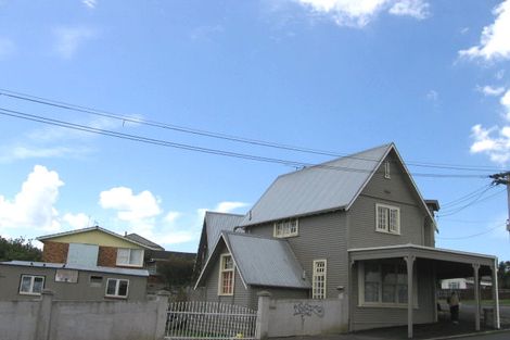 Photo of property in 25 Rosebank Road, Avondale, Auckland, 1026