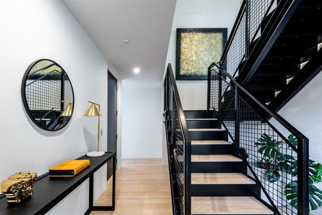 Photo of property in 314c Hurstmere Road, Takapuna, Auckland, 0622