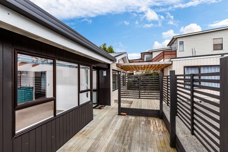 Photo of property in 70 Wade River Road, Stanmore Bay, Whangaparaoa, 0932