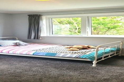 Photo of property in 6 View Road, Titahi Bay, Porirua, 5022