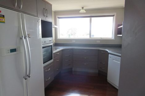 Photo of property in 87 Clawton Street, Westown, New Plymouth, 4310