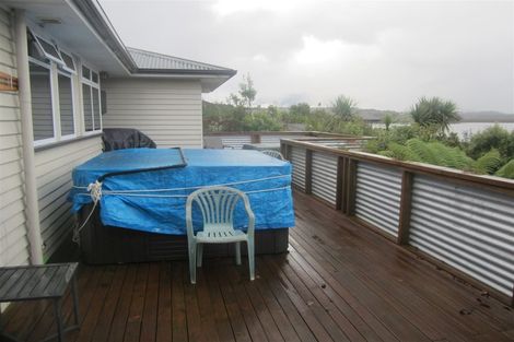 Photo of property in 42 Koe Street, Moana, 7872