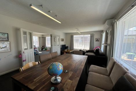 Photo of property in 32 Munro Street, Redwood, Christchurch, 8051