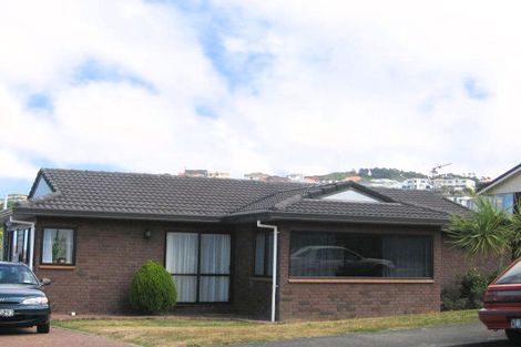 Photo of property in 3 Ashton Fitchett Drive, Brooklyn, Wellington, 6021