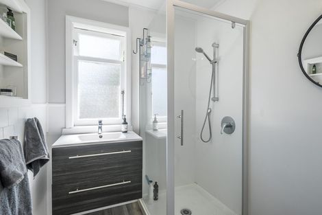 Photo of property in 5a Titoki Road, Raumati Beach, Paraparaumu, 5032