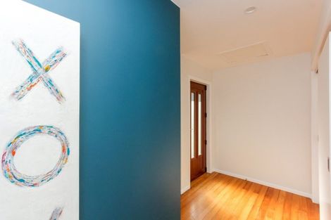 Photo of property in 1 Ranfurly Street, Frankleigh Park, New Plymouth, 4310