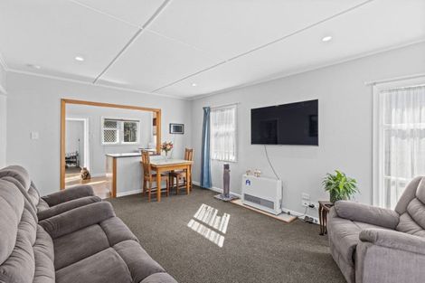 Photo of property in 12 Seddon Street, Aramoho, Whanganui, 4500