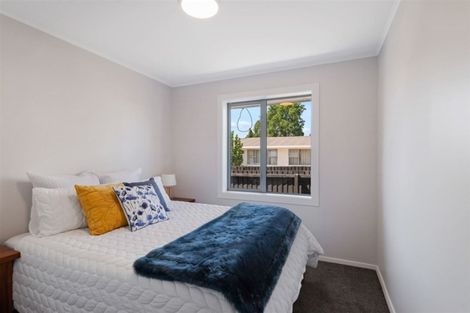 Photo of property in 1/55 Mcfaddens Road, St Albans, Christchurch, 8052