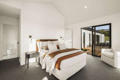 Photo of property in 10 Kerr Crescent, Patumahoe, 2679