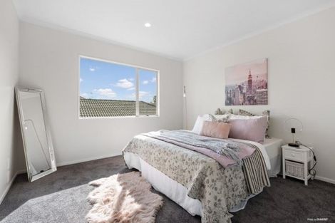Photo of property in 3 Banshire Close, Flat Bush, Auckland, 2016