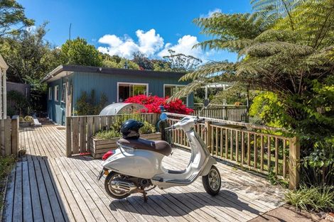 Photo of property in 61 Fairview Crescent, Omiha, Waiheke Island, 1081