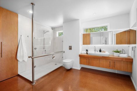 Photo of property in 2/21 Clifton Road, Hauraki, Auckland, 0622