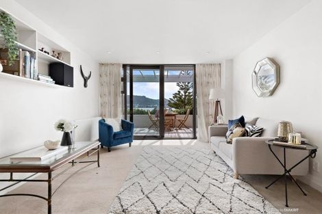 Photo of property in 1/328 Oriental Parade, Oriental Bay, Wellington, 6011