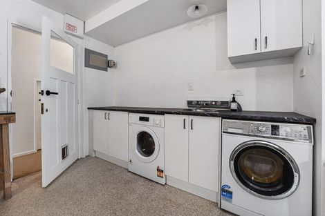 Photo of property in 65b Govett Avenue, Frankleigh Park, New Plymouth, 4310