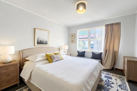 Photo of property in 32 Terra Nova Street, Glen Eden, Auckland, 0602