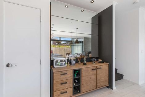 Photo of property in 1 Fermi Lane, Papakura, 2110