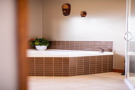 Photo of property in 41 Highgrove, Saint Clair, Dunedin, 9012