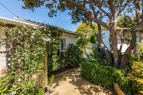 Photo of property in 1/71 Larsen Crescent, Tawa, Wellington, 5028