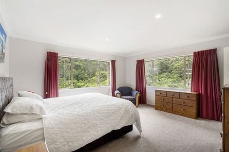 Photo of property in 131 Glendhu Road, Bayview, Auckland, 0629