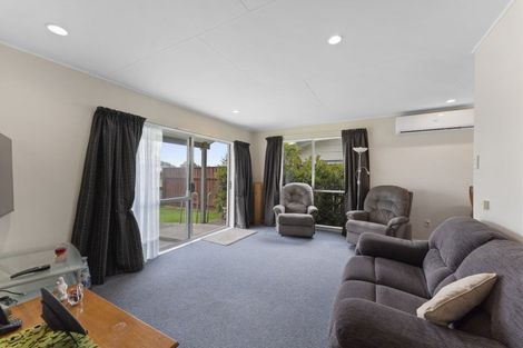Photo of property in 101 Ryder Crescent, Levin, 5510