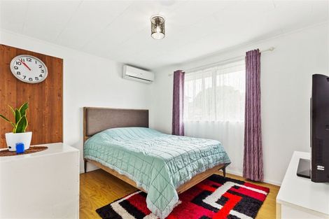 Photo of property in 2/146a Don Buck Road, Massey, Auckland, 0614