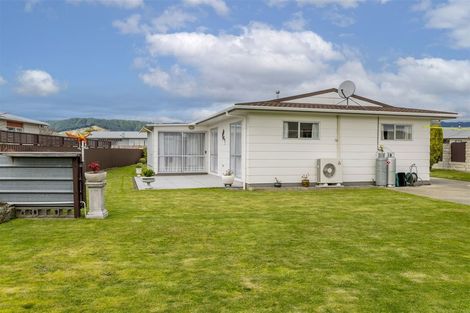 Photo of property in 3 Rimu Street, Levin, 5510