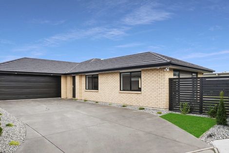 Photo of property in 32 Karere Avenue, Marshland, Christchurch, 8083