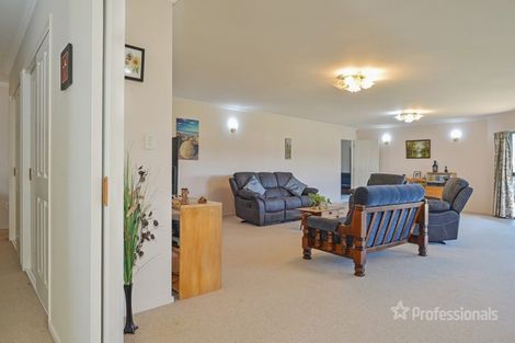 Photo of property in 225 Belvedere Road, Carterton, 5713