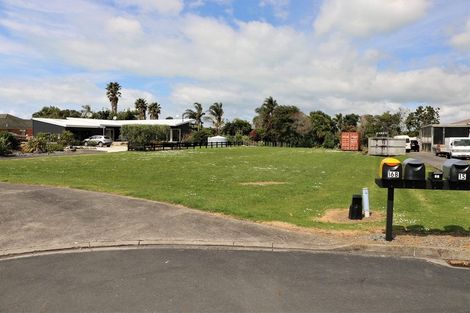 Photo of property in 16 Mylindas Road, Whakatiwai, Miranda, 2473
