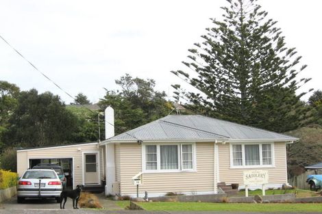 Photo of property in 74 Seaview Road, Marfell, New Plymouth, 4310