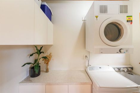 Photo of property in 247 College Street, West End, Palmerston North, 4412