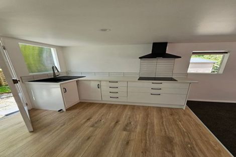 Photo of property in 19 Hutchinsons Road, Bucklands Beach, Auckland, 2014