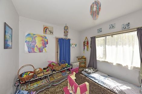 Photo of property in 25 Hargood Street, Woolston, Christchurch, 8062