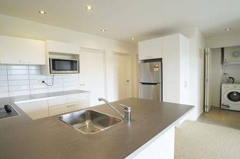 Photo of property in 13d/71 Spencer Road, Oteha, Auckland, 0632