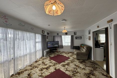 Photo of property in 7 Tawake Place, Waitara, 4320